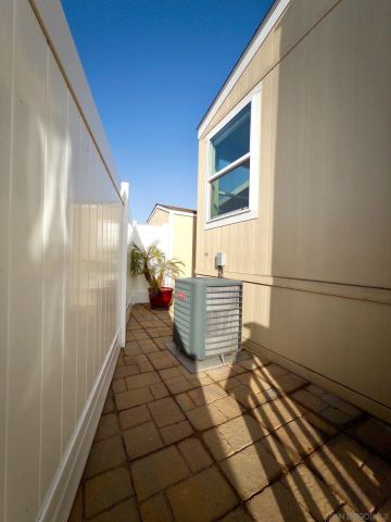 62 Hummingbird Ln., Oceanside, CA 92057