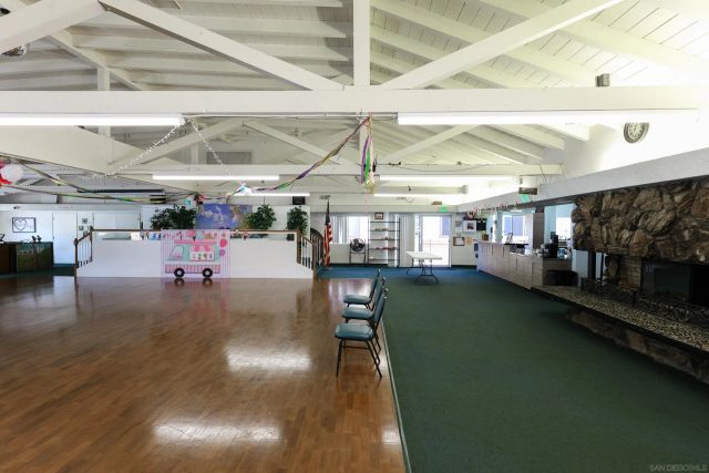 62 Hummingbird Ln., Oceanside, CA 92057