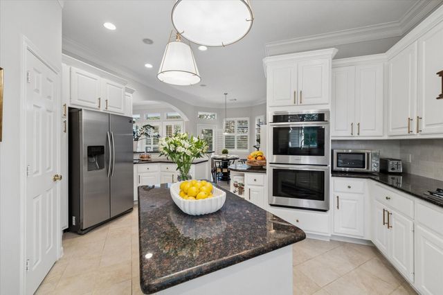 5353 Hidalgo Street, Houston, TX 77056