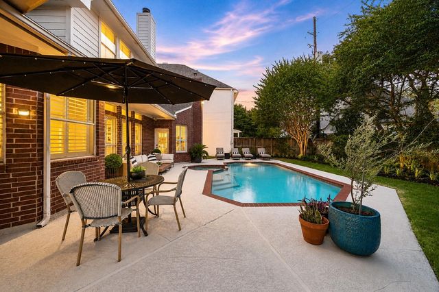 5353 Hidalgo Street, Houston, TX 77056