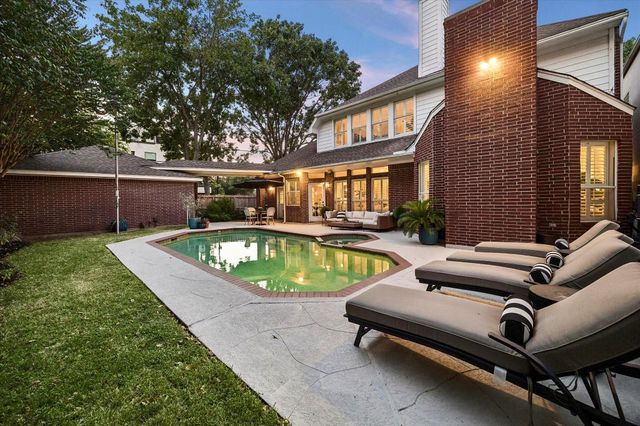 5353 Hidalgo Street, Houston, TX 77056