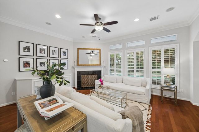 5353 Hidalgo Street, Houston, TX 77056