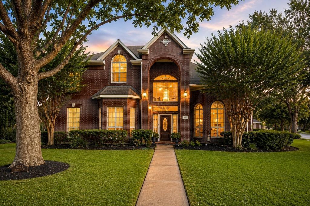 5353 Hidalgo Street, Houston, TX 77056