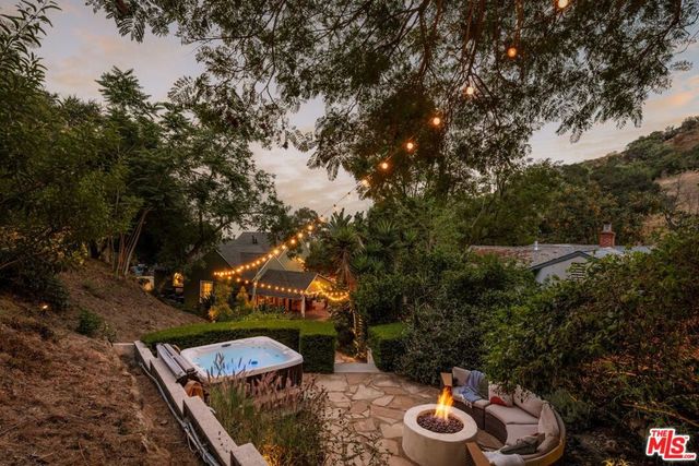 6871 Sunny, Los Angeles, CA 90068