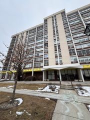 33 N Main Street 3E, Lombard, IL 60148