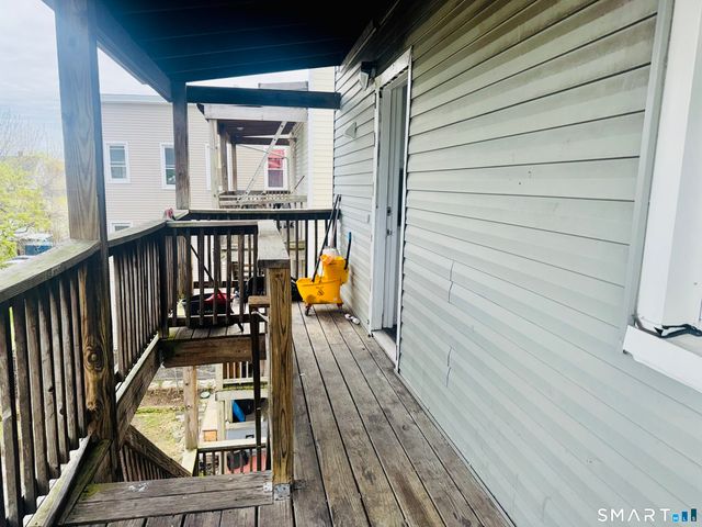 898 Hancock Avenue 3, Bridgeport, CT 06605