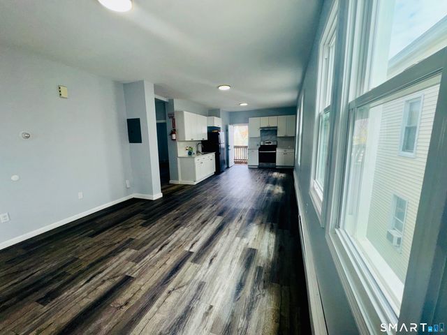 898 Hancock Avenue 3, Bridgeport, CT 06605