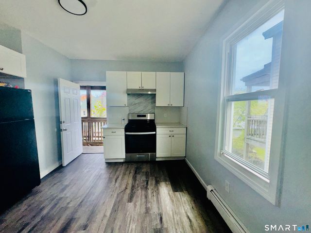 898 Hancock Avenue 3, Bridgeport, CT 06605