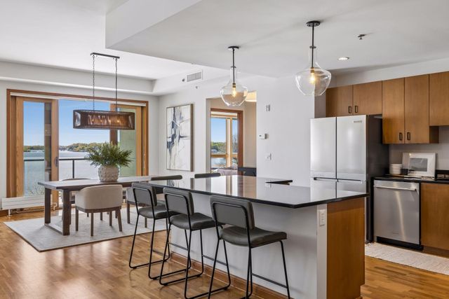 4100 Shoreline Drive S205, Spring Park, MN 55384