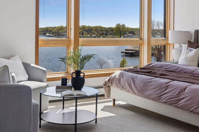 4100 Shoreline Drive S205, Spring Park, MN 55384