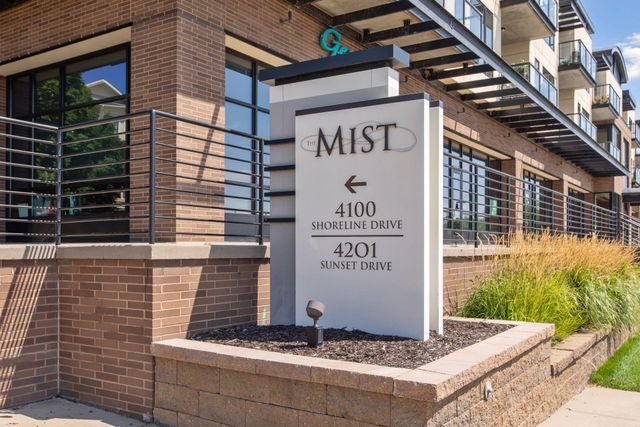4100 Shoreline Drive S205, Spring Park, MN 55384