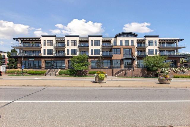 4100 Shoreline Drive S205, Spring Park, MN 55384