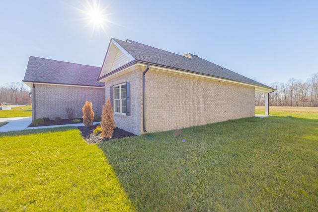 42 Brooklyn Avenue, Manchester, TN 37355