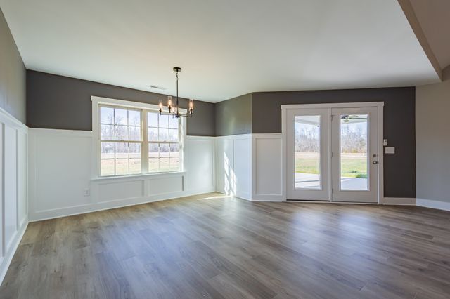 42 Brooklyn Avenue, Manchester, TN 37355