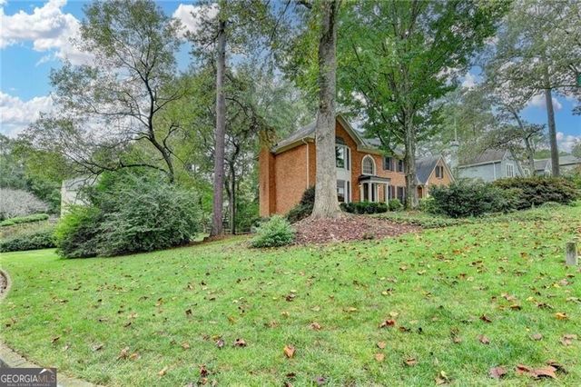 105 May Glen Way, Roswell, GA 30076