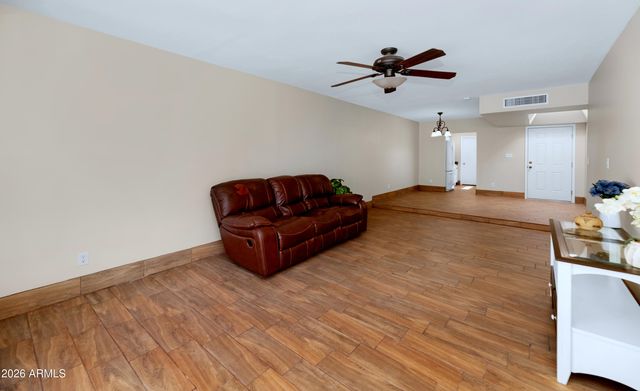 3031 W HEARN Road, Phoenix, AZ 85053