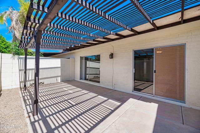 3031 W HEARN Road, Phoenix, AZ 85053