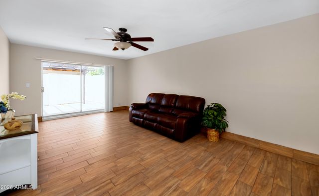 3031 W HEARN Road, Phoenix, AZ 85053