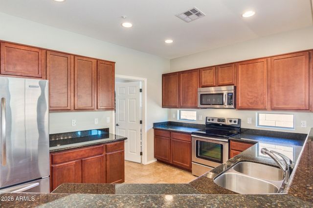 7152 W Milton Drive, Peoria, AZ 85383