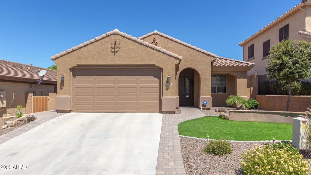 7152 W Milton Drive, Peoria, AZ 85383