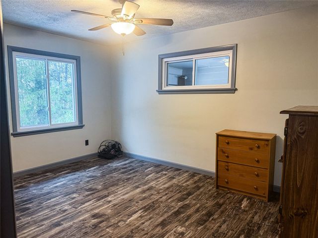 5 W DILLON Drive, Titusville, PA 16354