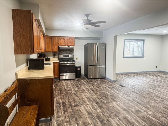 5 W DILLON Drive, Titusville, PA 16354