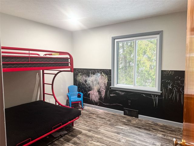 5 W DILLON Drive, Titusville, PA 16354