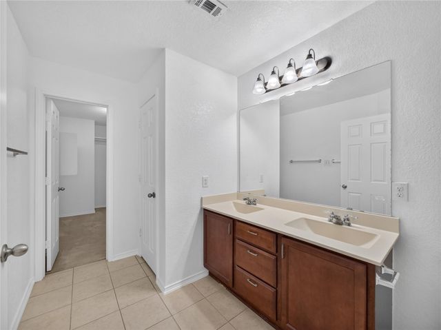 3805 Legend HL, New Braunfels, TX 78130