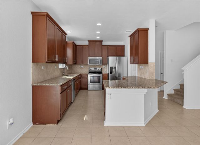 3805 Legend HL, New Braunfels, TX 78130