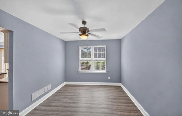302 MULBERRY DR, Royersford, PA 19468