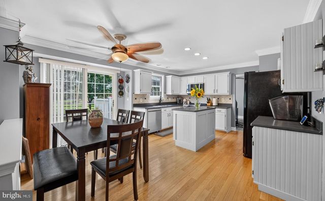 302 MULBERRY DR, Royersford, PA 19468