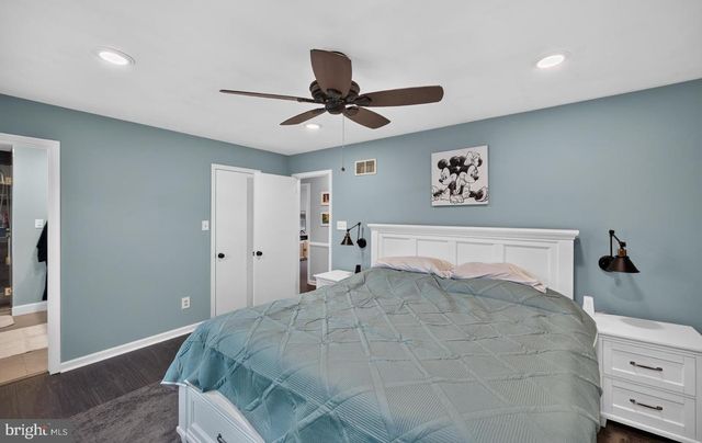 302 MULBERRY DR, Royersford, PA 19468