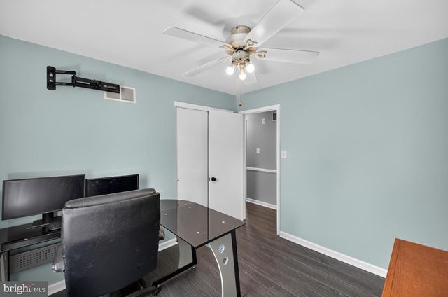 302 MULBERRY DR, Royersford, PA 19468