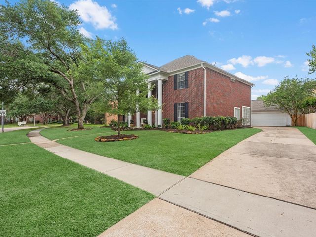 4803 Kirkwall Drive, Sugar Land, TX 77479
