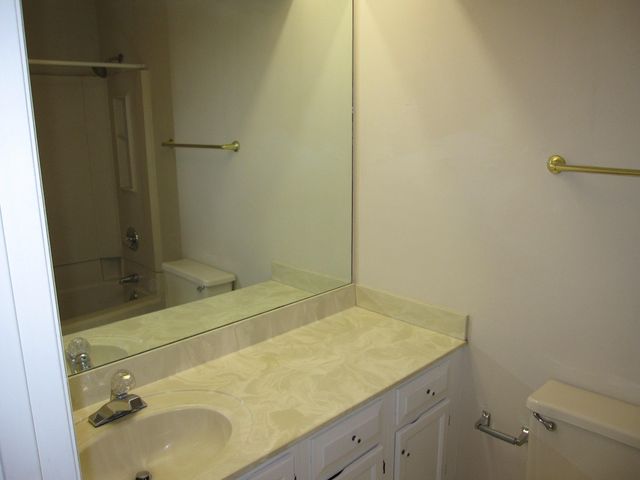 2115 Acklen Ave Apt 5, Nashville, TN 37212