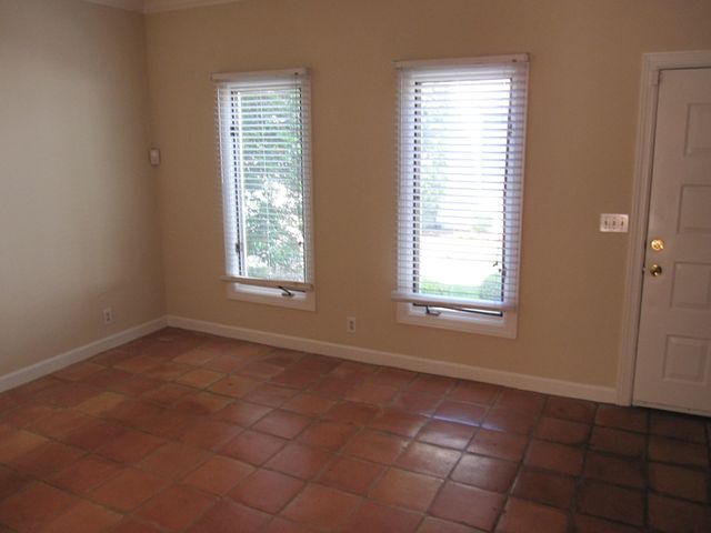 2115 Acklen Ave Apt 5, Nashville, TN 37212