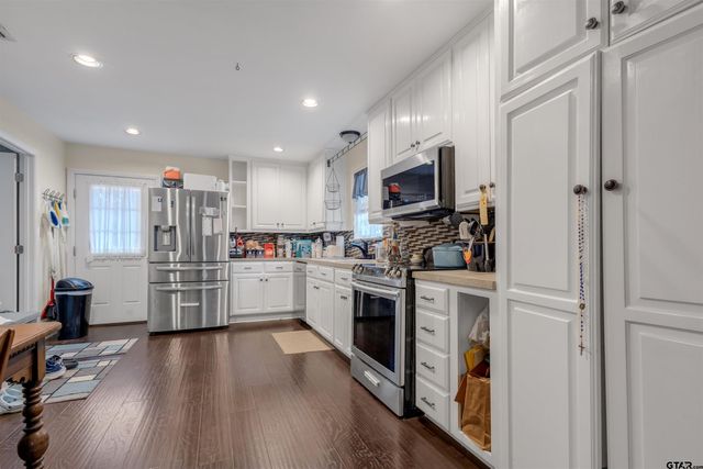 329 LYNCH, Hawkins, TX 75765