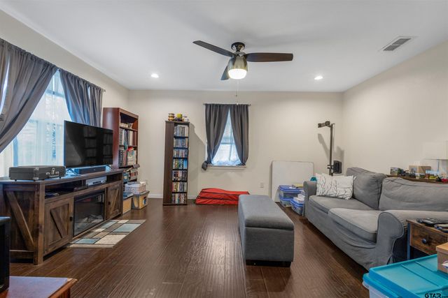 329 LYNCH, Hawkins, TX 75765