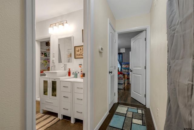 329 LYNCH, Hawkins, TX 75765