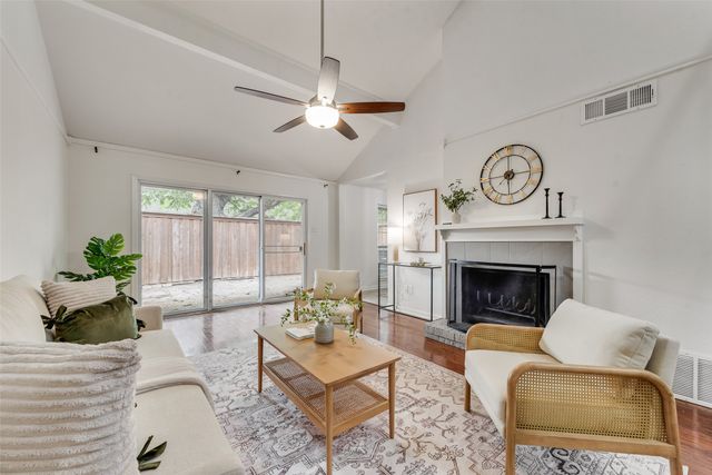 7492 E Northwest Highway 143, Dallas, TX 75231