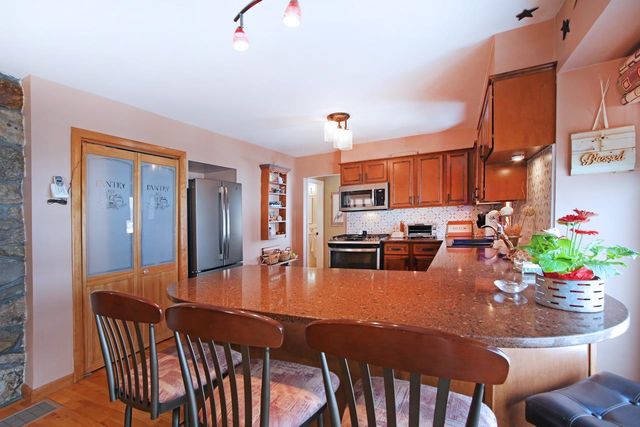 1 Grandview Avenue, Derry, NH 03038