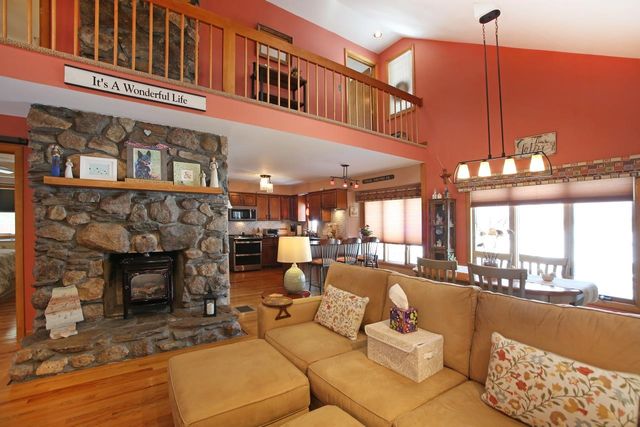 1 Grandview Avenue, Derry, NH 03038