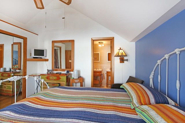 1 Grandview Avenue, Derry, NH 03038