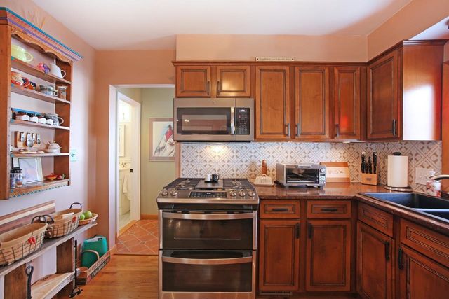 1 Grandview Avenue, Derry, NH 03038