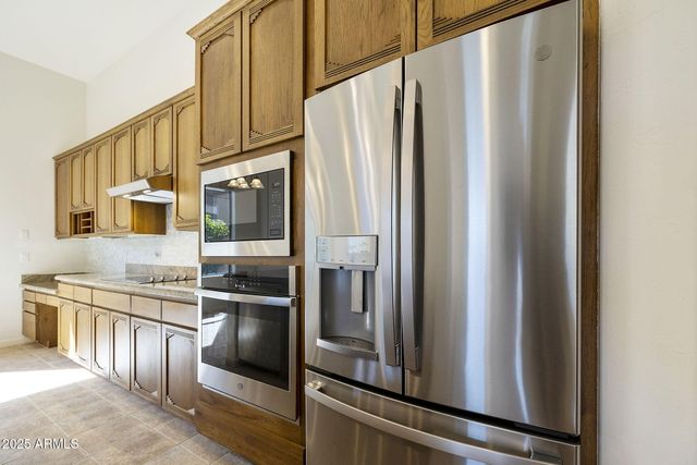 9391 E CAVALRY Drive, Scottsdale, AZ 85262