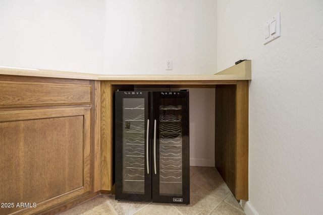 9391 E CAVALRY Drive, Scottsdale, AZ 85262