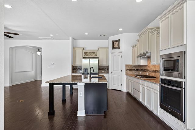 219 WOODS OF BOERNE BLVD, Boerne, TX 78006
