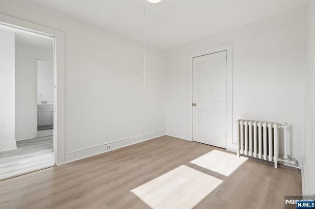 66 Washington Avenue 64, Bergenfield, NJ 07621