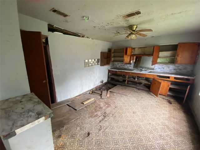 927 Dalzell Street, Shreveport, LA 71104