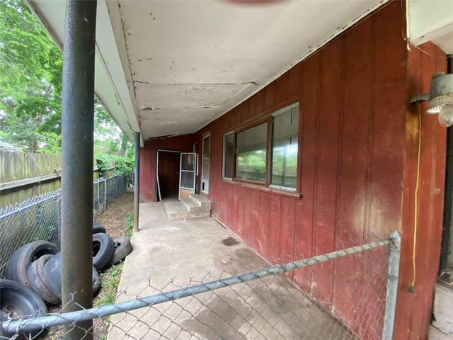 927 Dalzell Street, Shreveport, LA 71104
